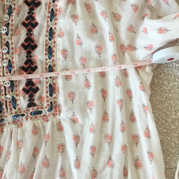 Sundance Floral Embroidered Blouse - white ,Pink and blue - Picture 3 of 5